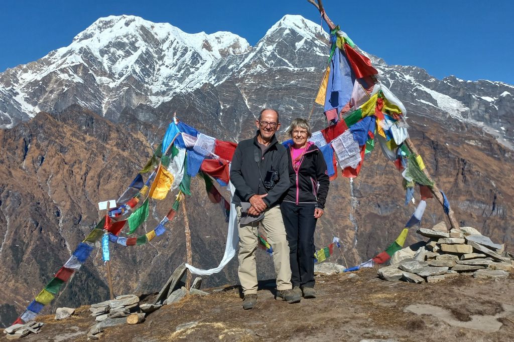 Derrière nous l'Annapurna Sud, à l'arrière plan l'Annapurna 1, et le Hiun Chuli